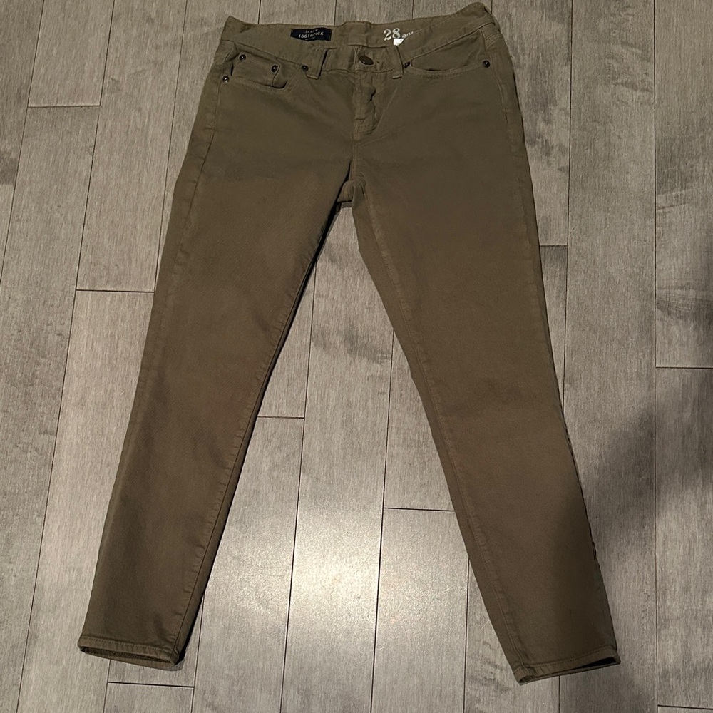J. Crew Toothpick Olive Ankle Jeans. Low-rise. Size 28.